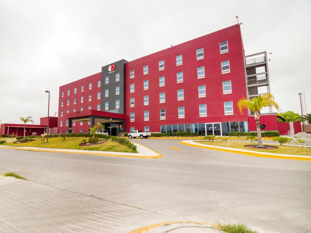Capital O Hotel Herederos, Piedras Negras Bagian luar foto